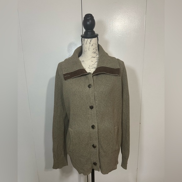 Lauren Ralph Lauren Knit Sweater with Brown Patches on elbows. - Picture 6 of 15